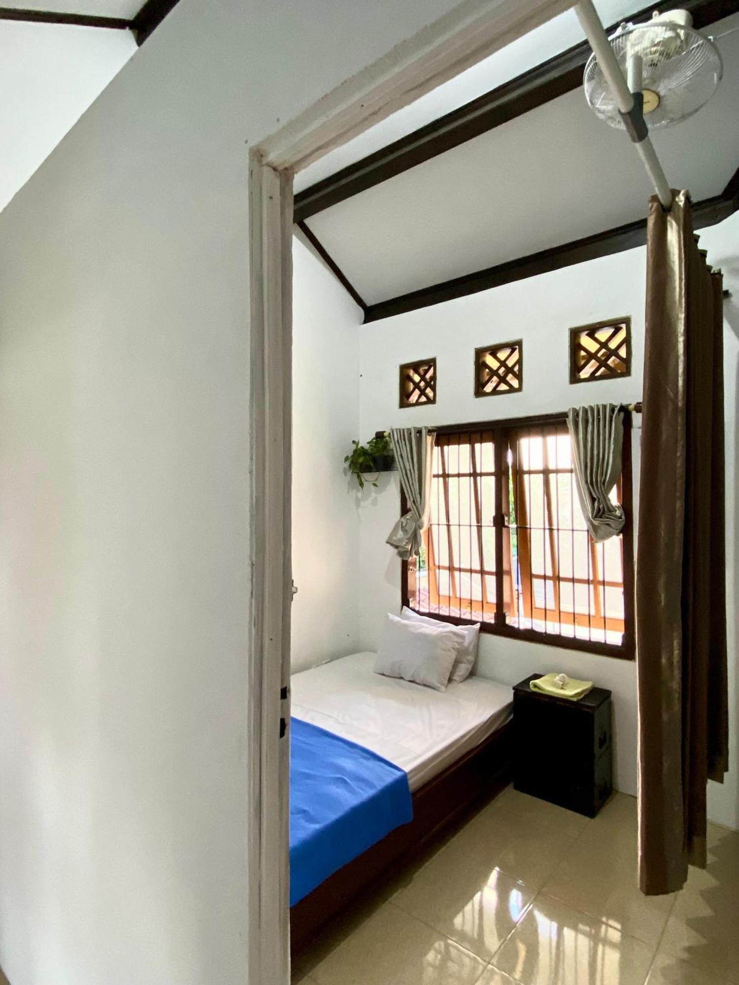 A Pousada Zzz Banyuwangi  Quarto foto